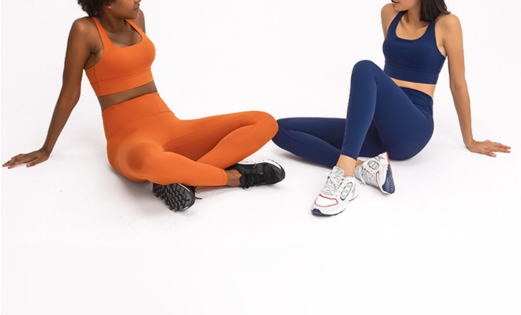 ملابس رياضية مصنوعة من قماش صديق للبيئة | Astswsport.com